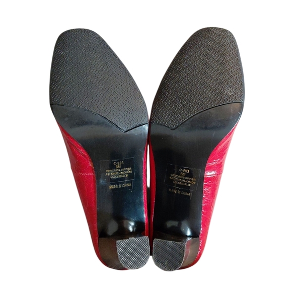 Vintage Contessa Red Leather Pumps Slip-on Buckled Heels size 8 - Picture 9 of 13